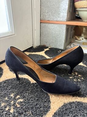 vtg velvet kitten heels black size 8.5 euc